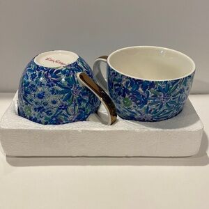 NWOT Lilly Pulitzer Floral Lion Coffee Mugs